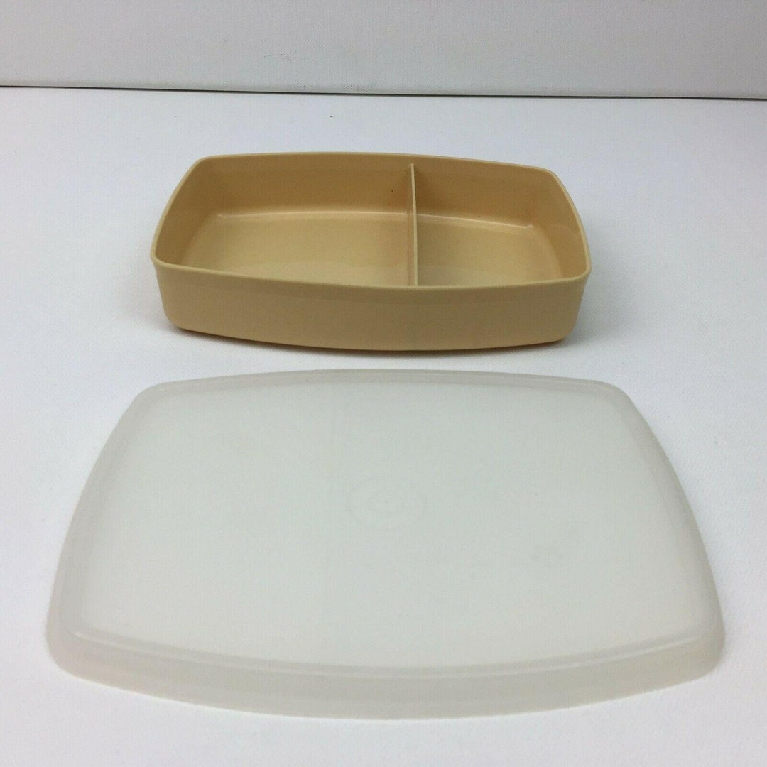 Tupperware Bottom Vintage Tupperware Divided Contanier 813-5 Bottom Lid 814-5 Made in USA ...