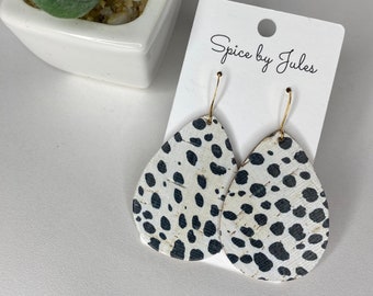 Druppeloorbellen, cheetah-print druppeloorbellen van kurk en leer, handgemaakt, echt leer, superlichtgewicht oorbellen