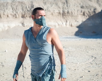 Chaleco postapocalíptico angustiado azul - Burning Man ropa hombres estilo Tulum ropa distópica andrajosa festival de verano hombres sudadera con capucha sin mangas