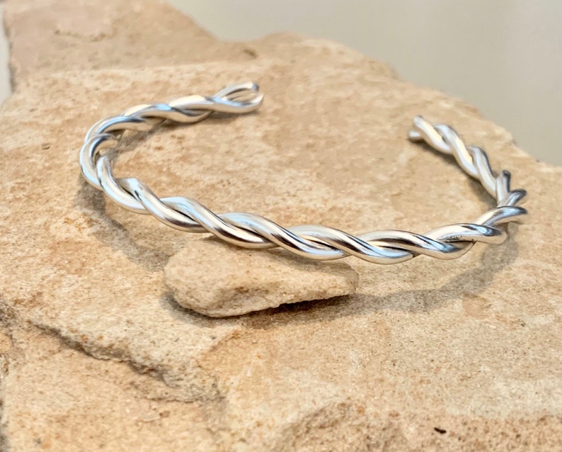 Sterling silver cuff bracelet, twisted cuff bracelet, stackable silver bracelet, stackable cuff, simple bracelet, silver bracelet, boho chic afbeelding 2