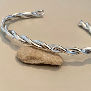Sterling silver cuff bracelet, twisted cuff bracelet, stackable silver bracelet, stackable cuff, simple bracelet, silver bracelet, boho chic afbeelding 6