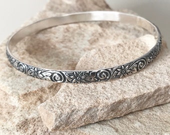 Oxidized sterling silver patterned bangle bracelet, pattern bangle bracelet, stackable sterling silver bracelet, sterling silver bangle