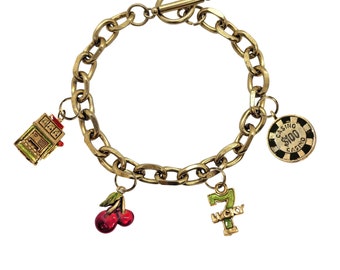 Bransoletka z zawieszką Jackpot Toggle Charms do automatów kasynowych | Antyczne złoto lub antyczne srebro | Ręcznie malowane zawieszki | Wyprodukowano w USA | przez Whimsical Gifts