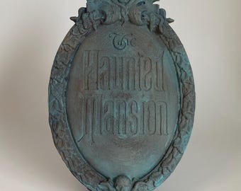 Haunted Mansion Plaque Sign – Disney Haunted Mansion Prop Decor