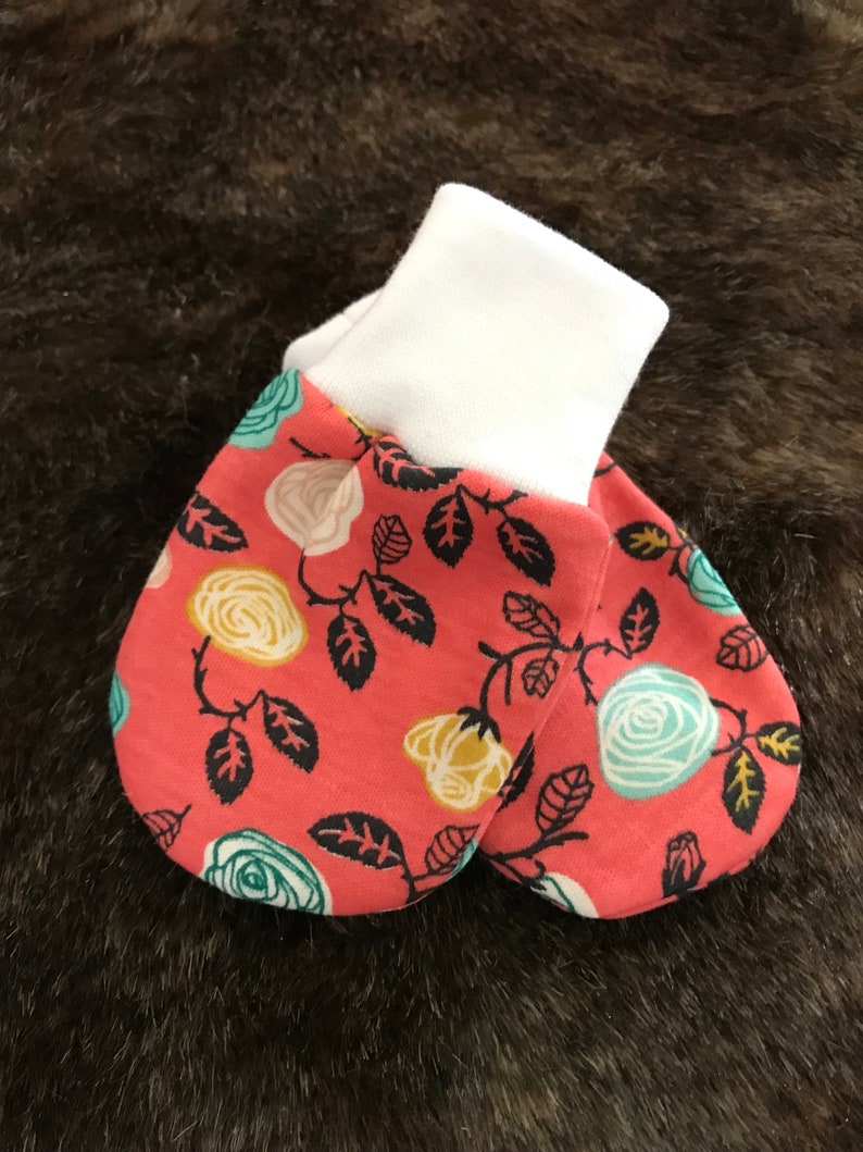 newborn baby scratch mittens