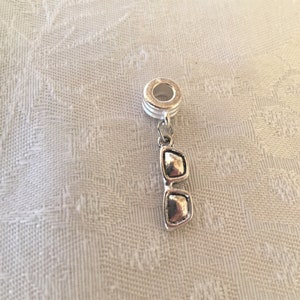 Sunglasses Charm And Hanger For European Bracelet Tibetan Silver (3mm)