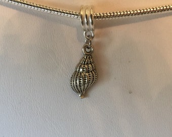 Nautical Seashell Charm And Hanger For European Bracelet Tibetan Silver (3mm)