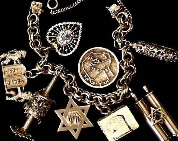 Vintage 14K Heavy Gold Judaica  Estate Hebrew  Cl… - image 1