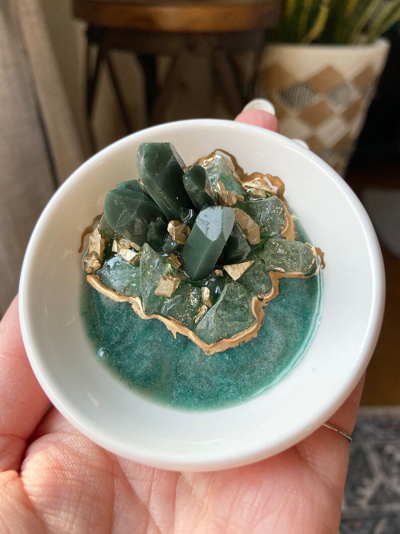 Small Resin Crystal Geode Ceramic White Ring Dish image 6