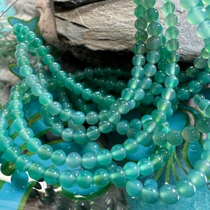 Green  Agate round beads / 4mm approx  Agate beads / Natural  Agate Beads / Gemstone Beads / small Beads