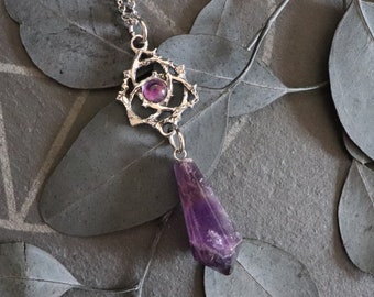 Celtic triquetra pendulum necklace in amethyst, pagan jewelry in natural stones