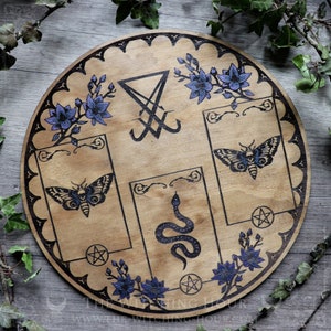 Waarzegbord versierd met het symbool van Lucifer, van gegraveerd hout, waarzegbord voor tarot en orakels, waarzegkunst, helderziendheid