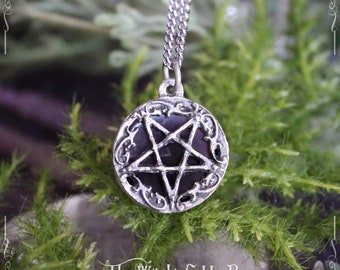 Inverted pentagram pendant, satanic necklace with onyx or amethyst, esoteric jewelry