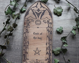 Wooden tarot and oracle spread board with engraved gothic arch and pentagram, for divination