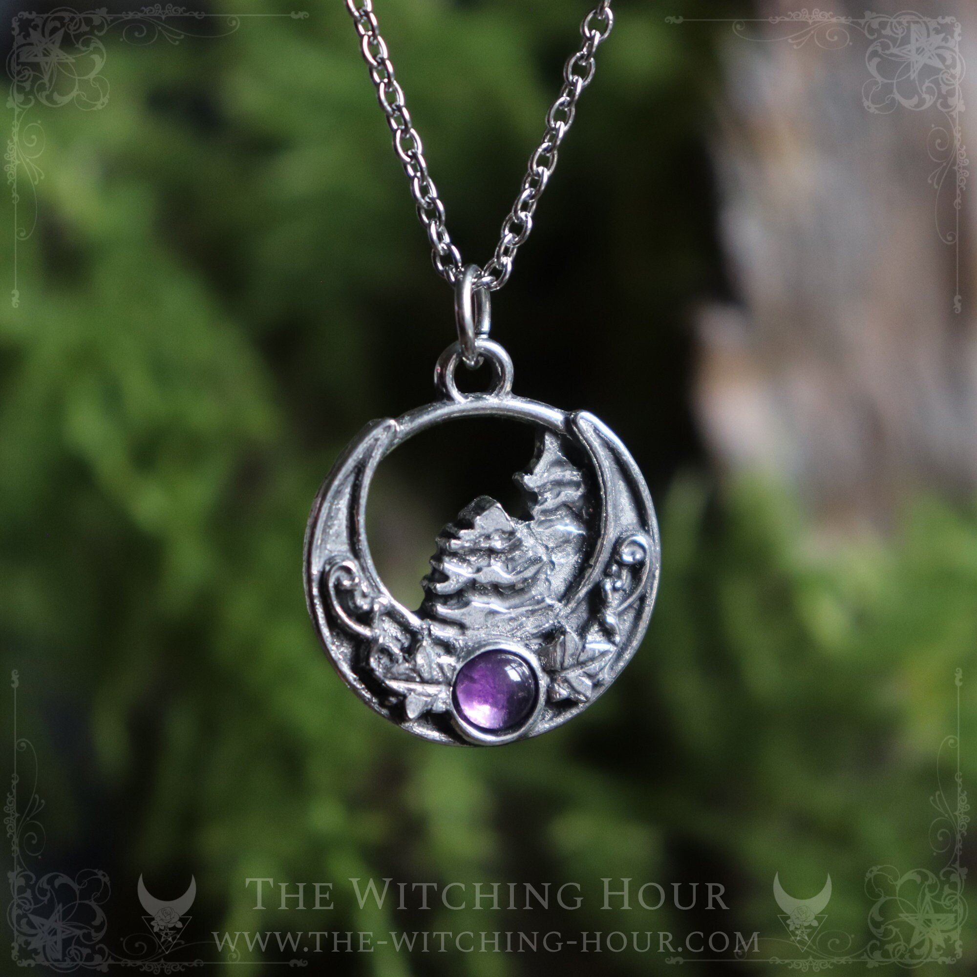 Nature inspired necklace with fir tree and moon crescent, améthyst surrounded by leaves, necklace inspired by mountain pagan jewelry