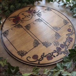 Planche de divination ornée du sigil de Lilith, en bois gravé, plateau divinatoire pour tarots et oracles, arts divinatoires, voyance