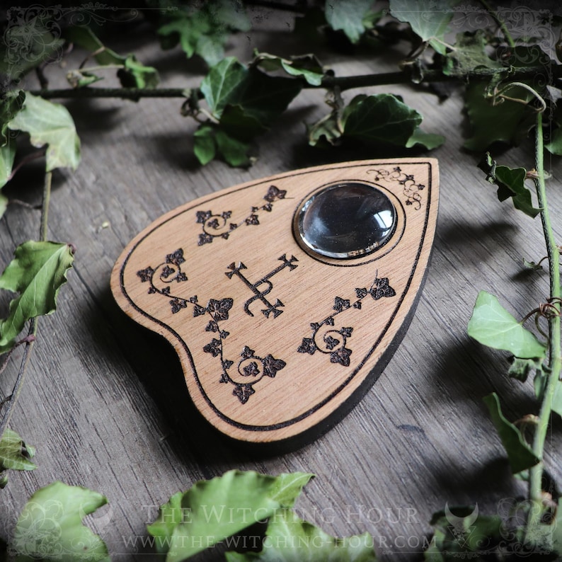 Pointeur ouija avec sigil de Lilith, goutte en bois gravé outil pour le spiritisme ou décoration ésotérique, arts occultes et divination, planche à esprit