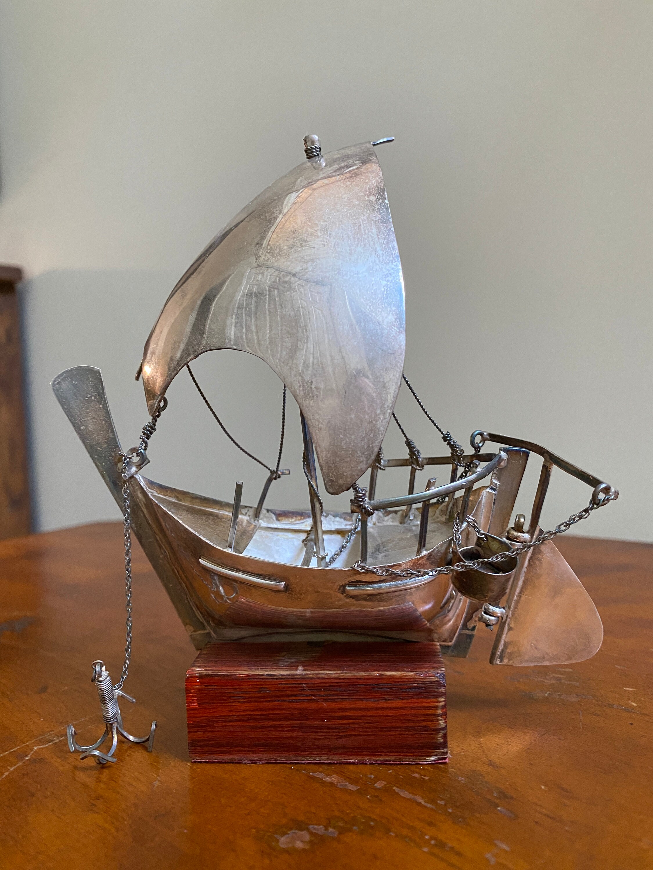 Silver Dhow Vintage Articulated Sterling Silver Model of a Dhow Sailing Boat ...