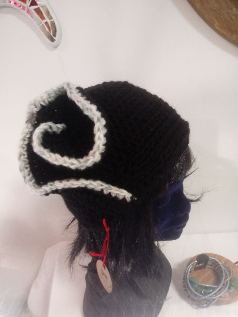 Coc\u00f2 headphone hat