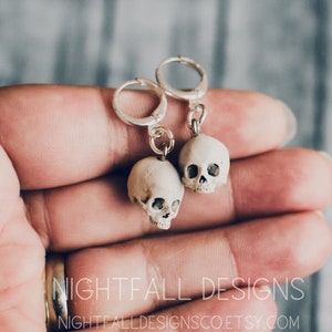 Realistic Tiny Miniature Handmade Human Skull Dangle Huggie Earrings, Witch Horror Hoop Accessories