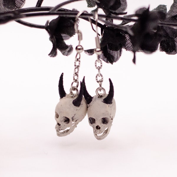 Realistic Human Demon Skull Bone Earrings, Handmade Gothic Jewelry