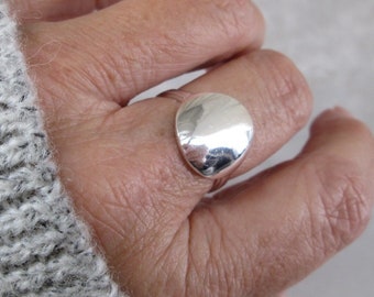 925 Sterling Disc Ring,925 Flat Engravable Disc Ring,Circle Ring,925 Sterling Ring,Women's Statement Ring,Monogram Ring,Initial Ring,925