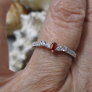 Dainty GARNET Sterling Ring&gt;925 Sterling Silver Garnet ring,Garnet ring,Garnet,Birthstone ring,Promise,Anniversary,Engagement,Non tarnish