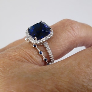 Blue Sapphire Halo Ring>925 Sapphire ring,Simulated Diamonds,Hidden Halo,925 Sapphire ring,3ct.Ring,Sterling Silver Engagement,Cocktail ring