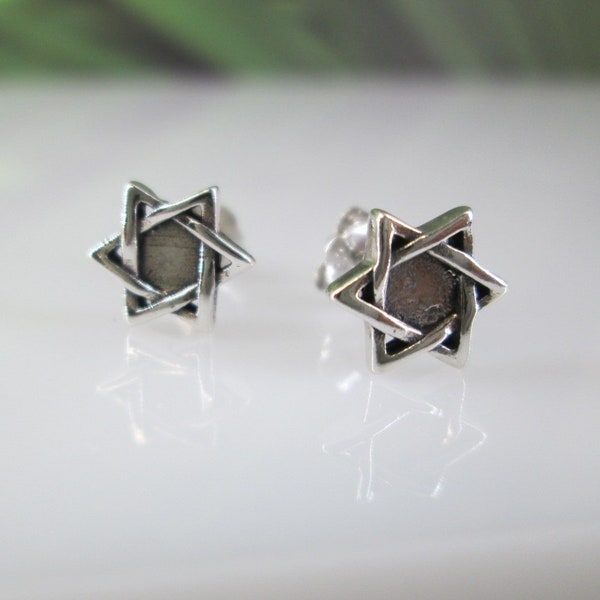 Small Sterling Silver STAR of DAVID Stud Earrings>925 Jewish Star Earrings,Star of David Jewelry,Dainty Studs,Sterling Star of David Studs