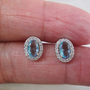 Aquamarine Stud Earrings in a HALO Setting>925 Sterling Silver studs,Dainty Aquamarine Studs,925 Aquamarine Earrings,Halo Setting,Birthstone