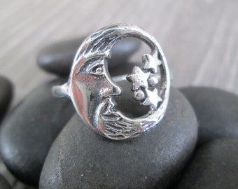 Moon & Star Celestial Ring&gt;Crescent Moon Ring,925 Sterling Celestial Star ring,925 Celestial ring,Earthy Ring,Sterling Silver MOON Ring,Gift