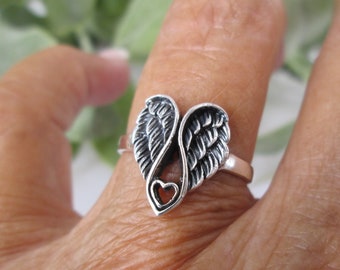 Sterling ANGEL WINGS Heart Ring>925 Angel Wings ring,Sterling Heart Ring,Loved One in Heaven Ring,Silver Remembrance Ring,925 Angel Wings