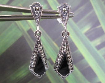 Sterling Silver Genuine ONYX and Marcasite Drop Earrings>925 Onyx earrings,Marcasite Earrings,Onyx Drop earrings,925 Sterling Earrings