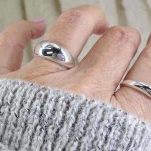 Dome Ring,925 Sterling Silver Dome Ring,925 Sterling Dome,Dome jewelry,Woman&#39;s Statement Ring, Thin Band,Art Deco Design,Non Tarnish,925