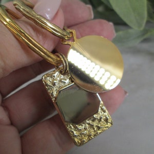 Gold Engravable Keychain&gt; Gold Key Chain, Key Chain&gt;Monogram, Initial, Personalize&gt; Unisex Design&gt;2 to Choose From&gt;Sturdy Key Chain&gt;Key Ring