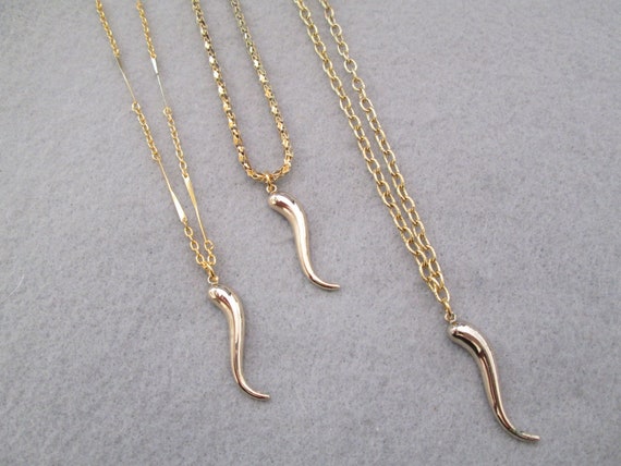 Gold Italian HORN necklace>18" or 24" long chain>… - image 2