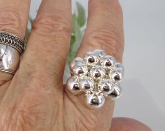 Sterling Ball Ring>925 Sterling Silver Unique Ring,Charm Ring,925 Ball Ring,Dangling Beads,Movement Ring,Sterling,Movable Ring,Non Tarnish