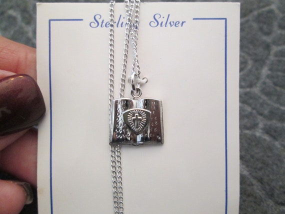 STERLING Silver METHODIST cross/medal Necklace>92… - image 1