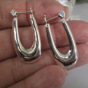 Sterling Silver Elongated Oval HOOP Earrings>Silver Hoops,Post Closure Hoops,Oval Hoops,Sterling Earrings,Simple 925 Hoops,925 Earrings