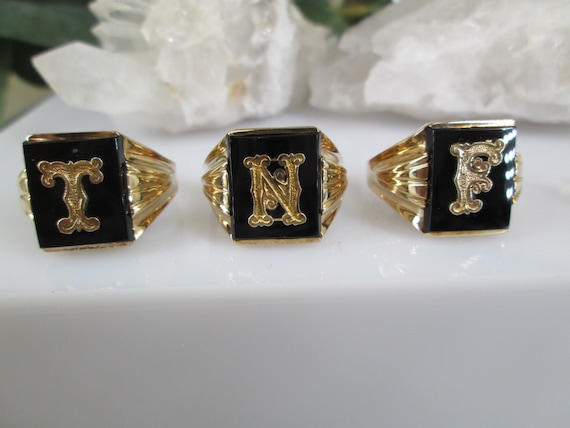 Solid 10kt.Gold Initial Ring>Men's 10kt.Gold Sign… - image 2