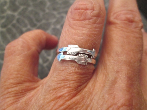Double arrow ring sale
