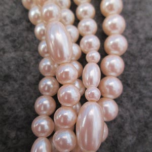 Beautiful 5 Strand Set of PEARLS Various ShapesPearls, Pearl necklace,Lustrous Pearls, Vintage 1960's, new old stock image 3