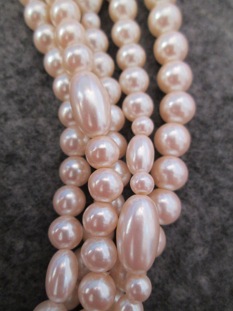 Beautiful 5 Strand Set of PEARLS Various ShapesPearls, Pearl necklace,Lustrous Pearls, Vintage 1960's, new old stock image 3