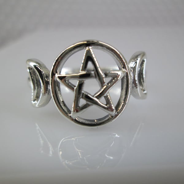 Sterling Silver Pentagram Ring with Crescent Moons>Pentacle Ring,Celestial ring,925 Sterling Ring,5 Point Star,Crescent Moon ring,925 ring