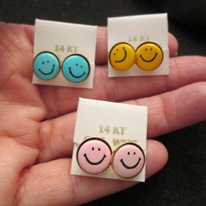 Throwback 70&#39;s&gt;Original Authentic Vintage SMILEY FACE stud earrings from the 1970&#39;s&gt; Smiley Face Studs&gt;yellow, blue, or pink.... your choice