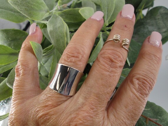 Dainty Sterling Ring>925 Sterling Silver Curly-Q … - image 2