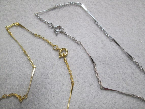 Original Vintage 1960's PEACE SIGN necklaces>Gold… - image 4