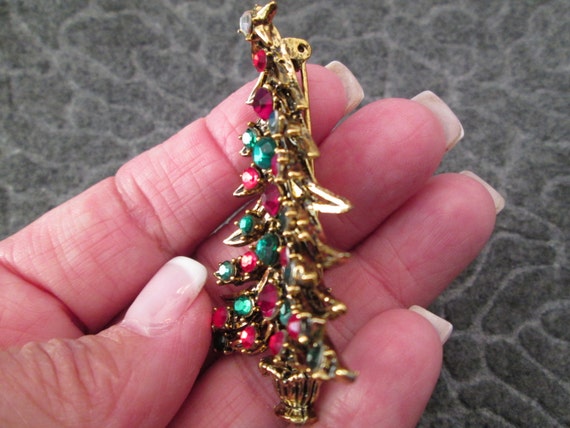 Vintage SIGNED Hollycraft Christmas Tree Pin>Holl… - image 4