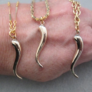 Gold Italian HORN necklace&gt;18&quot; or 24&quot; long chain&gt;Unisex&gt;Italian Horn necklace,Gold Italian Horn,&quot;Corno&quot; or &quot;Cornicello,Protection Charm,Horn