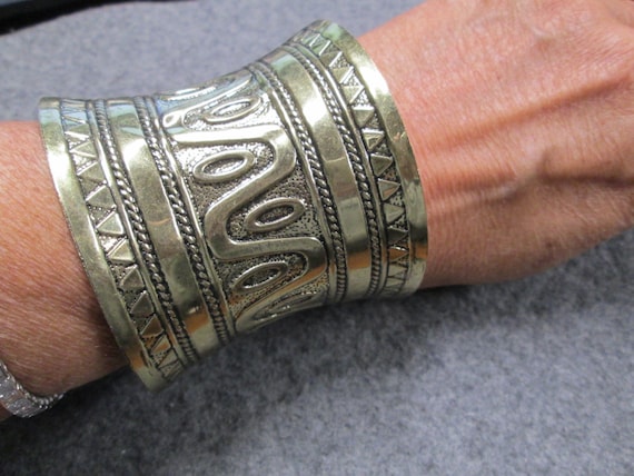 Wide Egyptian Gold Cuff Bracelet>Wide Cuff,Wide B… - image 1